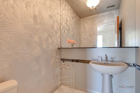 Tiny photo for 209 Rivershire Lane #203, Lincolnshire, IL 60069 (MLS # 12566398)