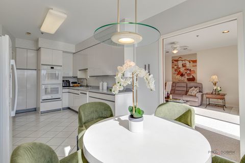 Tiny photo for 209 Rivershire Lane #203, Lincolnshire, IL 60069 (MLS # 12566398)