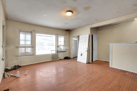 Tiny photo for 635 N Lorel Avenue, Chicago, IL 60644 (MLS # 12585946)