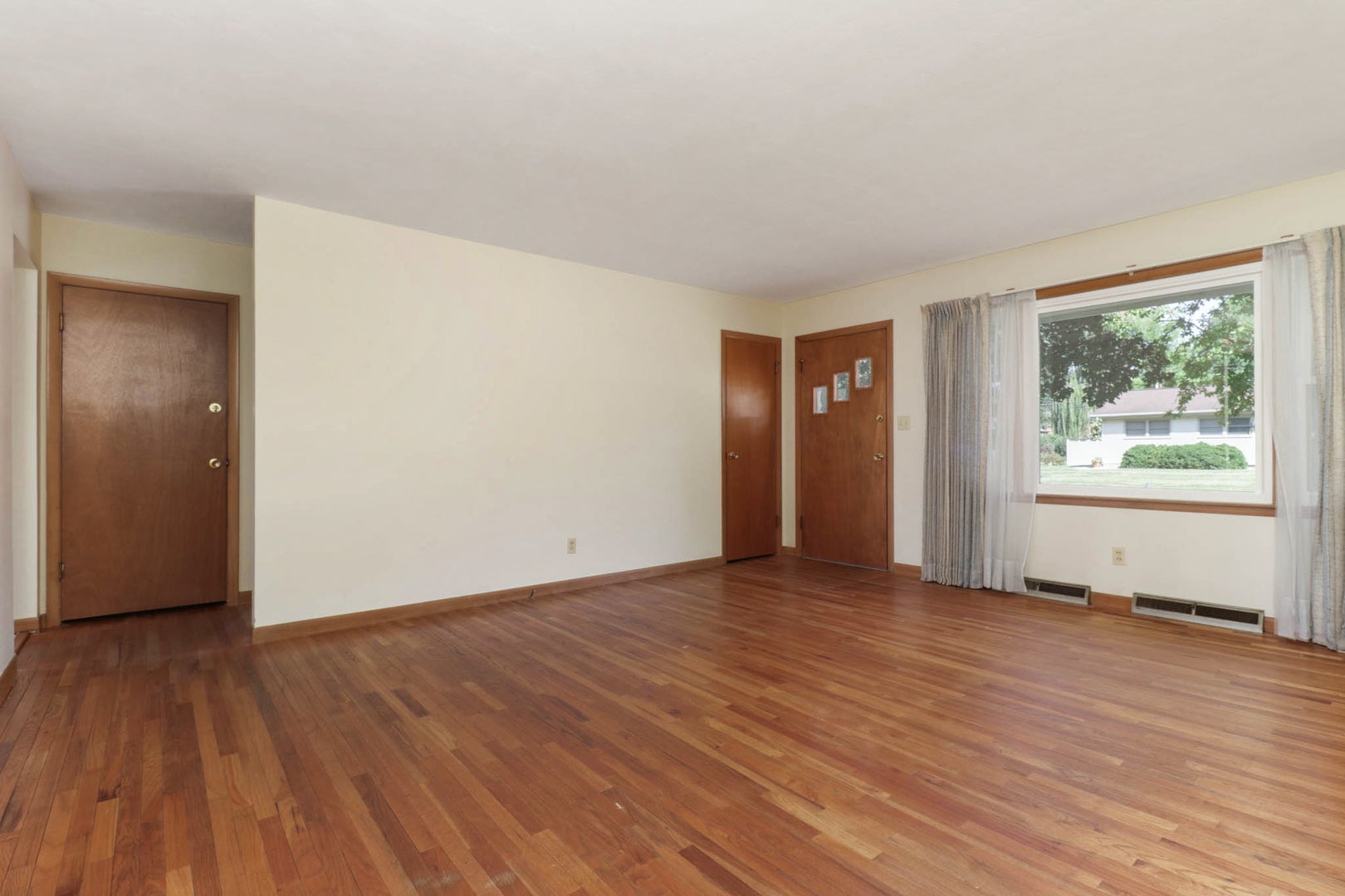 807 Sheridan Road