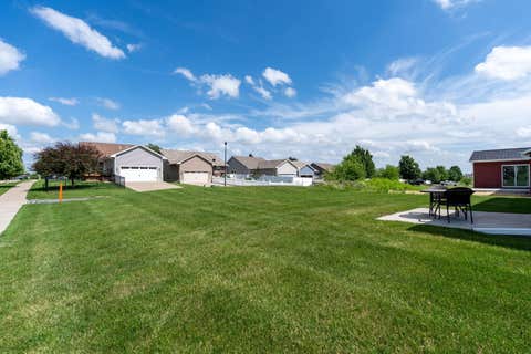 Tiny photo for 6323 College Avenue, Davenport, IA 52807 (MLS # 12690751)