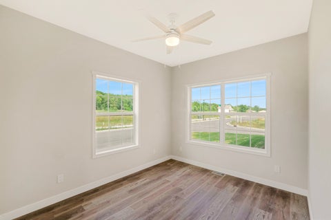 Tiny photo for 9 Lilac Lane, Ottawa, IL 61350 (MLS # 12515459)