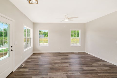 Tiny photo for 9 Lilac Lane, Ottawa, IL 61350 (MLS # 12515459)