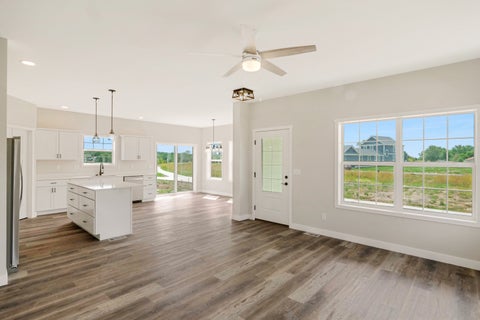 Tiny photo for 9 Lilac Lane, Ottawa, IL 61350 (MLS # 12515459)