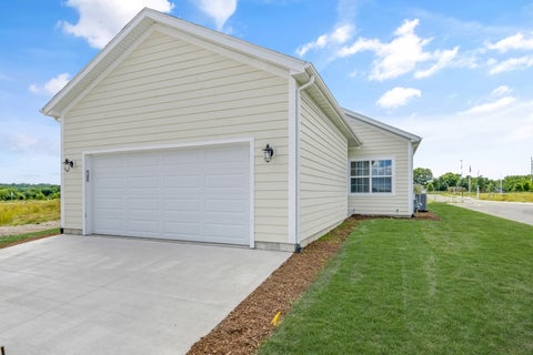 Tiny photo for 9 Lilac Lane, Ottawa, IL 61350 (MLS # 12515459)