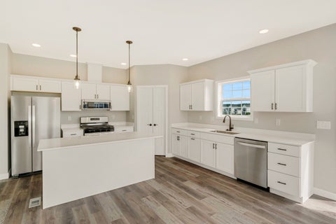 Tiny photo for 9 Lilac Lane, Ottawa, IL 61350 (MLS # 12515459)