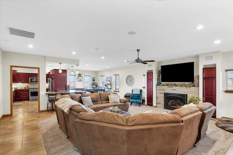 Tiny photo for 725 N Maple Street, Paxton, IL 60957 (MLS # 12471107)