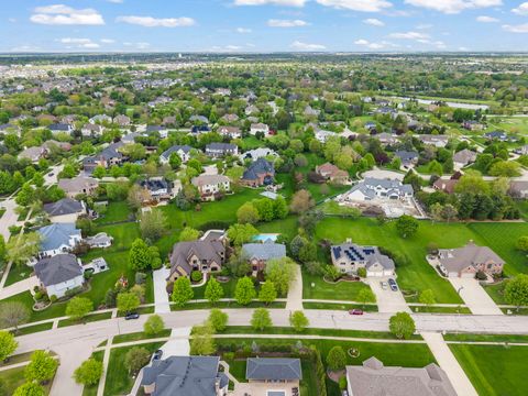 Tiny photo for 3803 Royal Portrush Drive, Naperville, IL 60564 (MLS # 12649192)