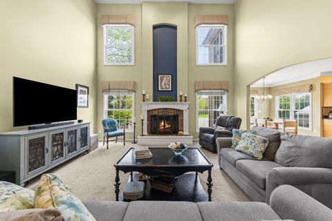Tiny photo for 3803 Royal Portrush Drive, Naperville, IL 60564 (MLS # 12649192)