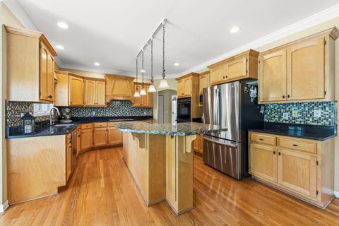Tiny photo for 3803 Royal Portrush Drive, Naperville, IL 60564 (MLS # 12649192)