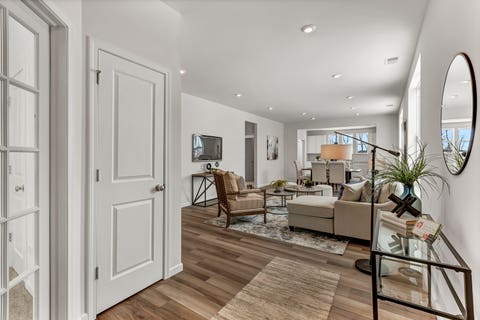 Tiny photo for 2809 Spring Circle South Cir, Lindenhurst, IL 60046 (MLS # 12706046)
