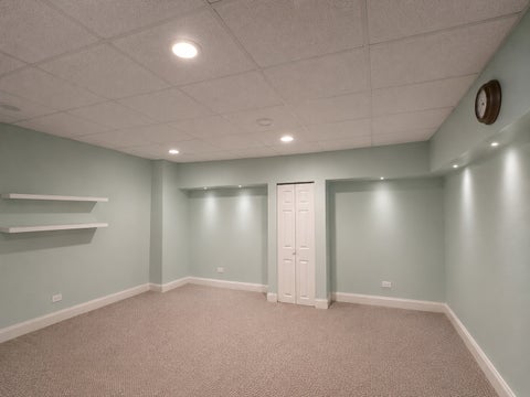 Tiny photo for 210 Balmoral Court, Glendale Heights, IL 60139 (MLS # 12673602)