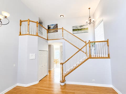Tiny photo for 210 Balmoral Court, Glendale Heights, IL 60139 (MLS # 12673602)
