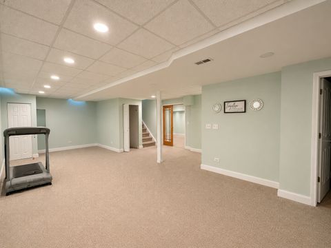 Tiny photo for 210 Balmoral Court, Glendale Heights, IL 60139 (MLS # 12673602)