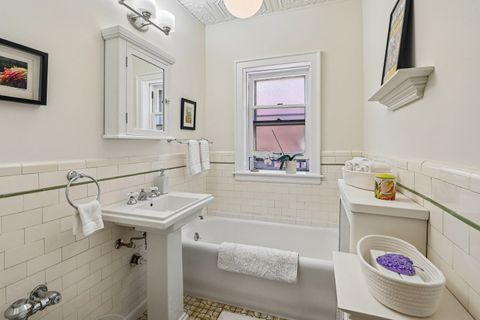 Tiny photo for 1033 Ontario Street #2CN, Oak Park, IL 60302 (MLS # 12634690)
