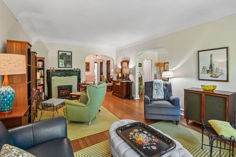 Tiny photo for 1033 Ontario Street #2CN, Oak Park, IL 60302 (MLS # 12634690)