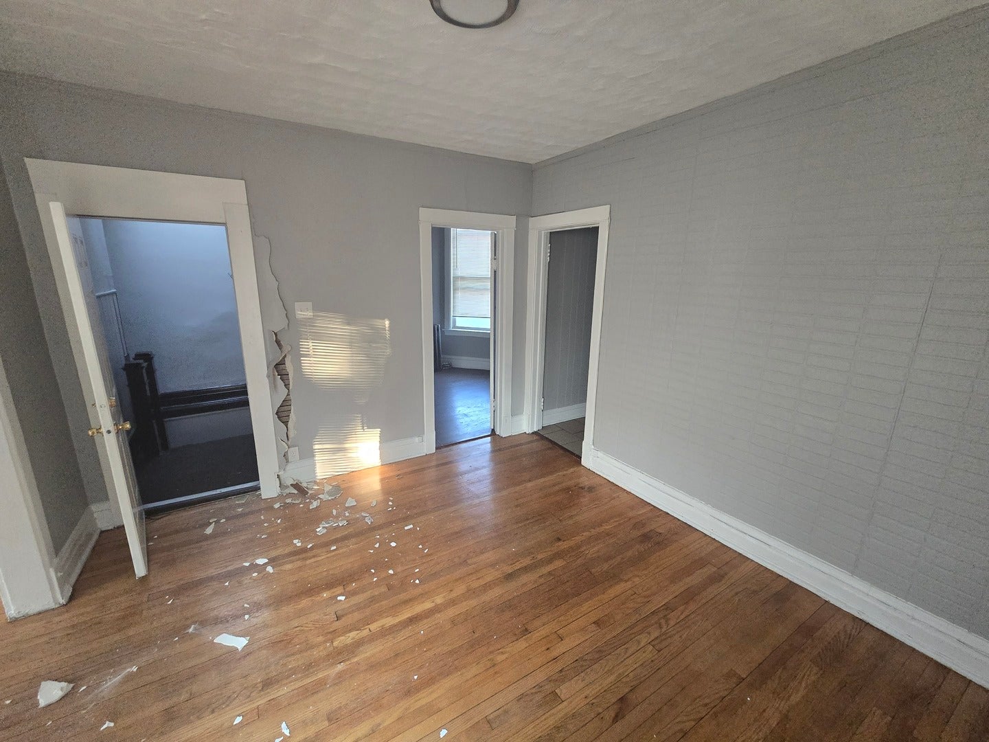 1229 E 71st Street