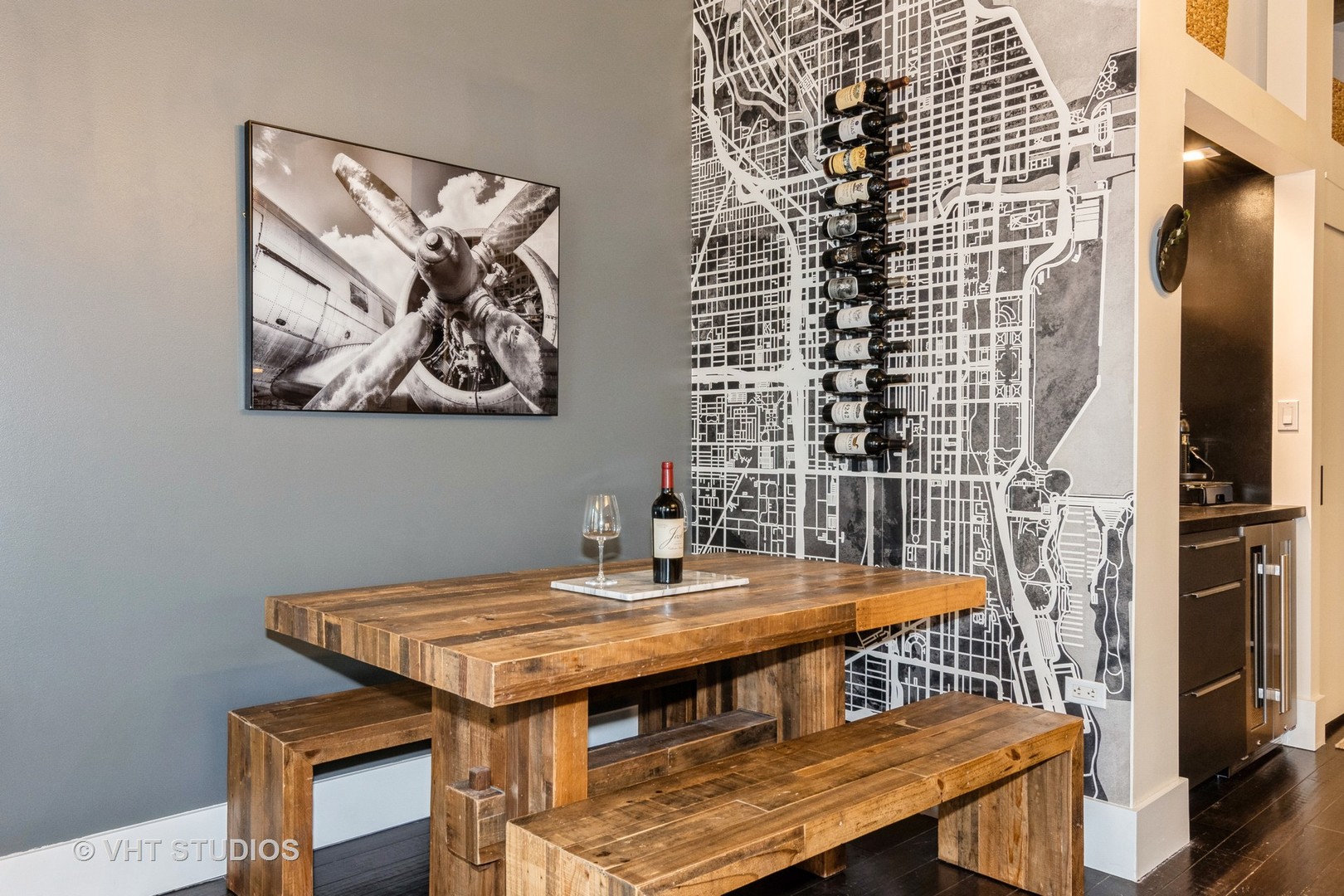 550 N St. Clair Street 1702
