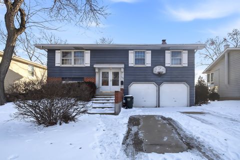 Photo of 1365 Newcastle Lane, Hoffman Estates, IL 60169 (MLS # 12503493)