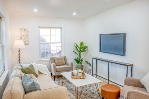 Tiny photo for 5205 N Osceola Avenue, Chicago, IL 60656 (MLS # 12581253)