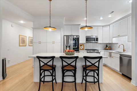 Tiny photo for 1355 W Washington Boulevard #2D, Chicago, IL 60607 (MLS # 12480424)