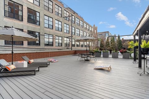 Tiny photo for 1355 W Washington Boulevard #2D, Chicago, IL 60607 (MLS # 12480424)