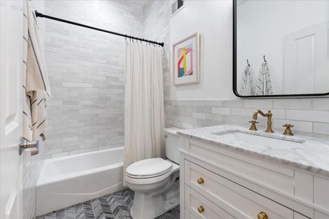 Tiny photo for 1355 W Washington Boulevard #2D, Chicago, IL 60607 (MLS # 12480424)