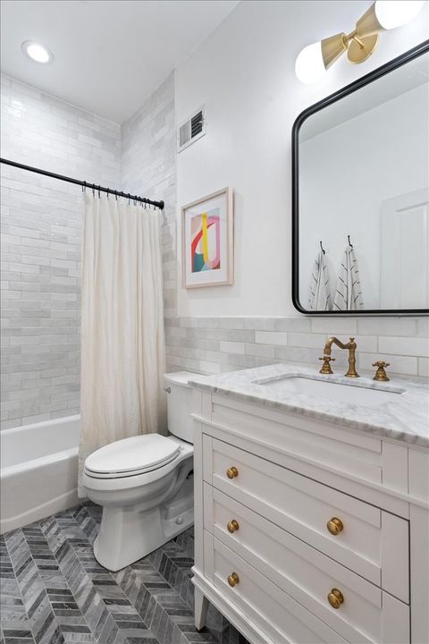 Tiny photo for 1355 W Washington Boulevard #2D, Chicago, IL 60607 (MLS # 12480424)