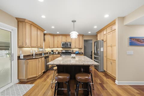 Tiny photo for 1243 Hazelwood Court, Batavia, IL 60510 (MLS # 12715208)