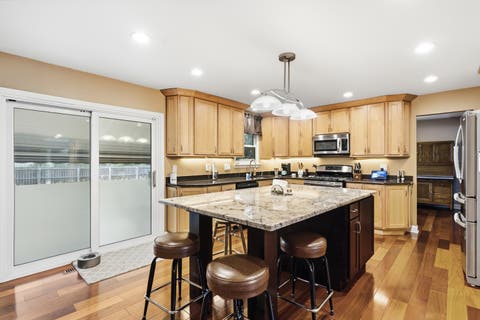 Tiny photo for 1243 Hazelwood Court, Batavia, IL 60510 (MLS # 12715208)