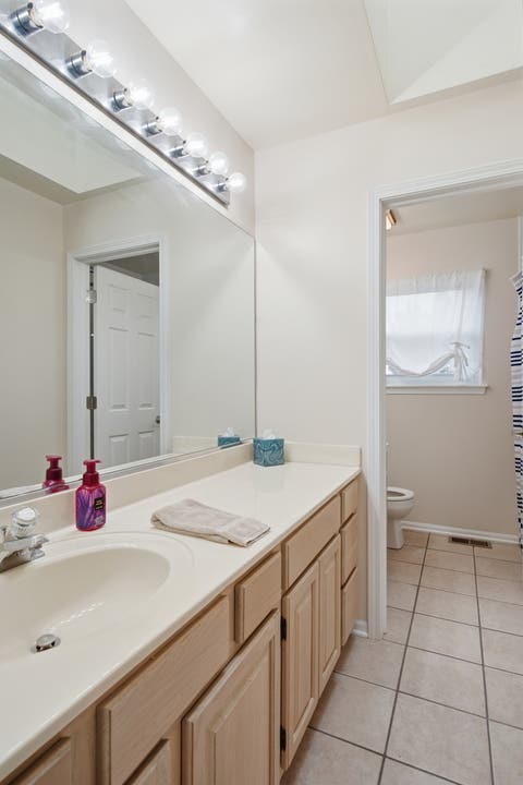 Tiny photo for 1243 Hazelwood Court, Batavia, IL 60510 (MLS # 12715208)