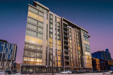 360 W Erie Street 4A Chicago IL 60654