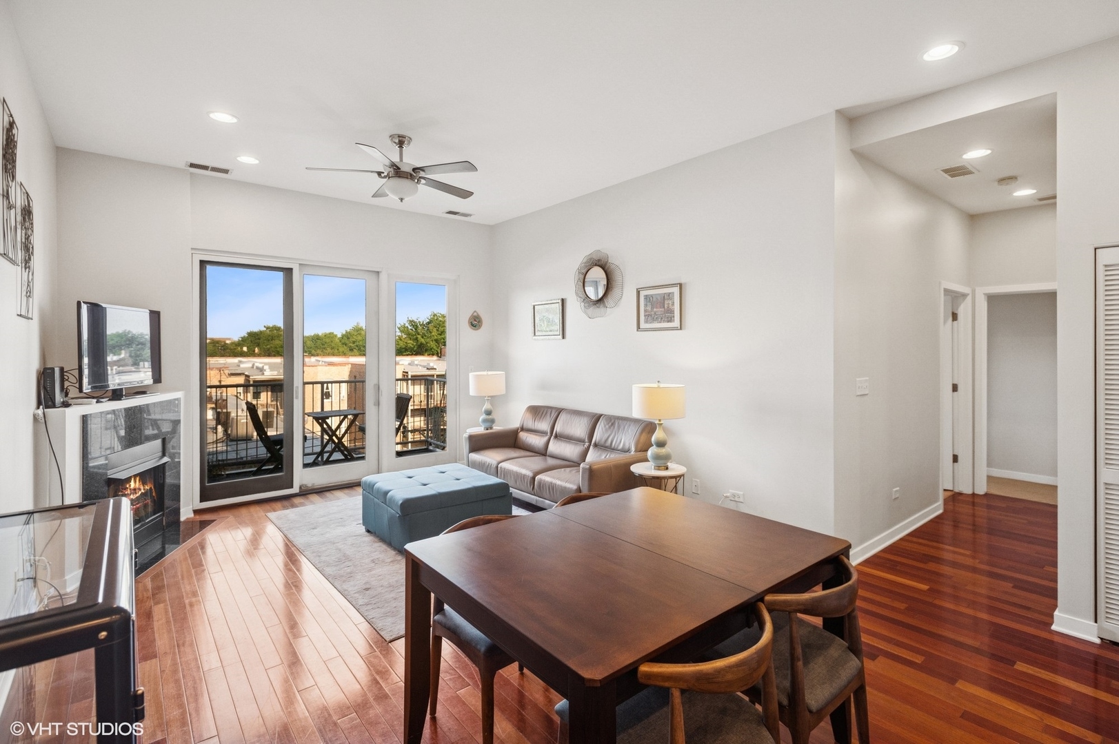 3021 W Armitage Avenue 404