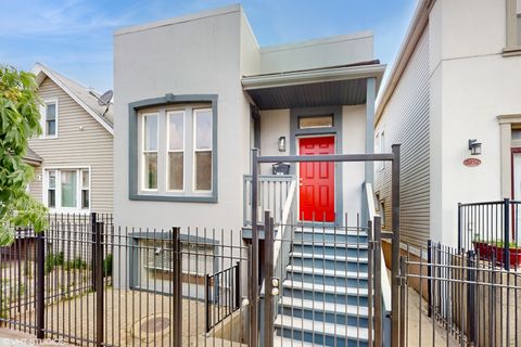 2636 W Grand Avenue Chicago IL 60612