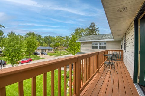 Tiny photo for 591 Sussex Court, Elk Grove Village, IL 60007 (MLS # 12684852)