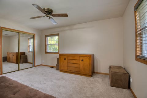 Tiny photo for 591 Sussex Court, Elk Grove Village, IL 60007 (MLS # 12684852)