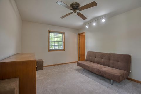 Tiny photo for 591 Sussex Court, Elk Grove Village, IL 60007 (MLS # 12684852)