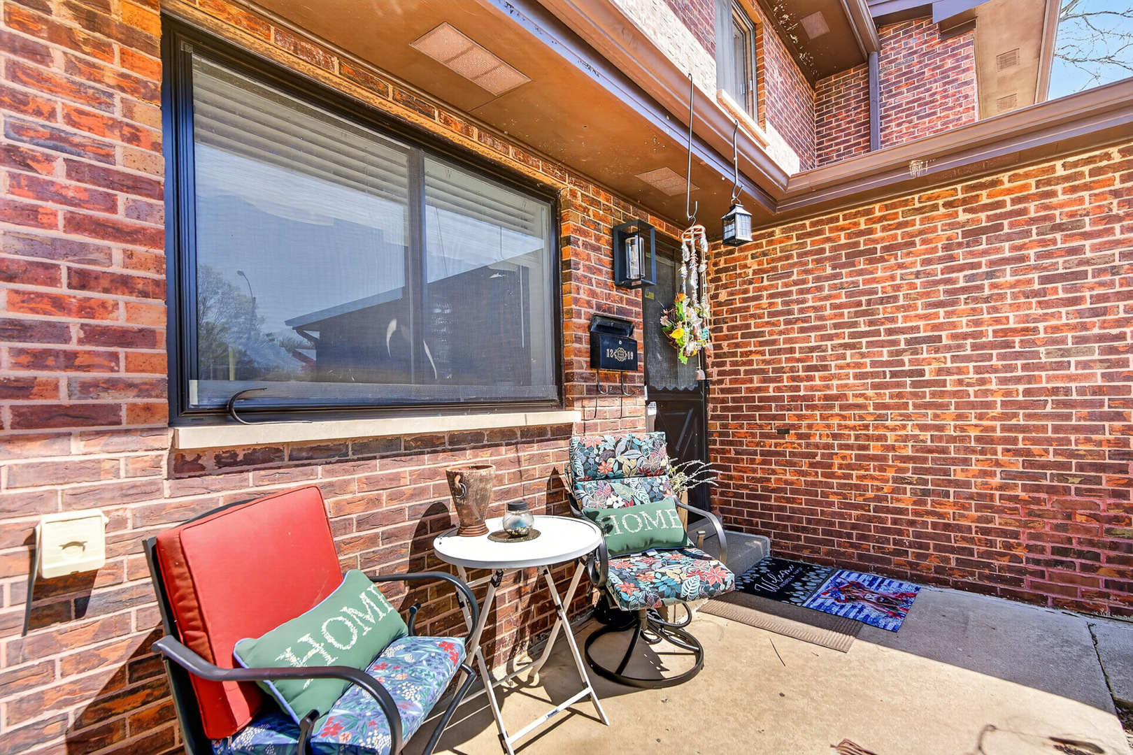 1219 Hunters Lane 1219