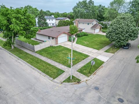 Tiny photo for 601 FAIRLANE Drive, Joliet, IL 60435 (MLS # 12476850)