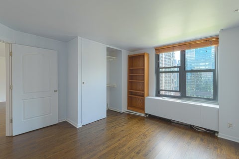 Tiny photo for 400 E RANDOLPH Street #3320, Chicago, IL 60601 (MLS # 12631148)