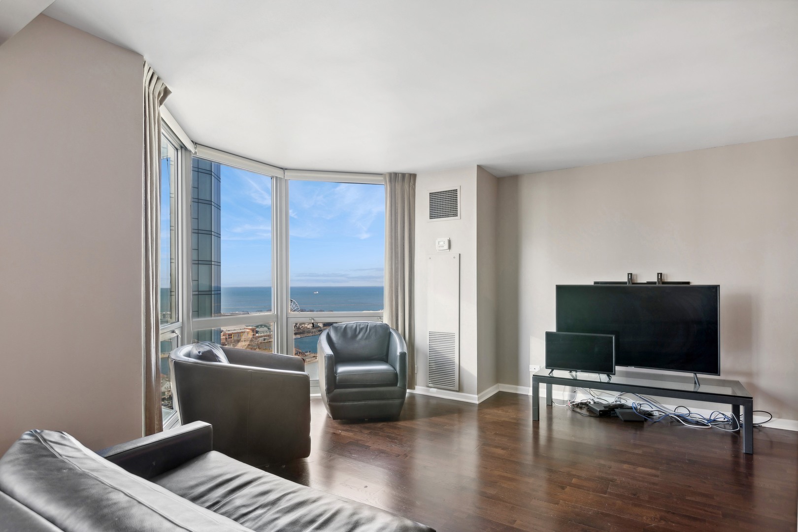 195 N Harbor Drive 3009