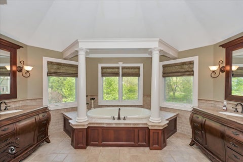 Tiny photo for 1678 Barkei Drive, Batavia, IL 60510 (MLS # 12628904)
