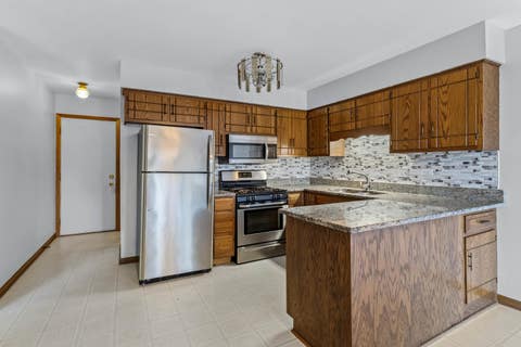 Tiny photo for 10404 Sheffield Drive, Palos Hills, IL 60465 (MLS # 12666583)