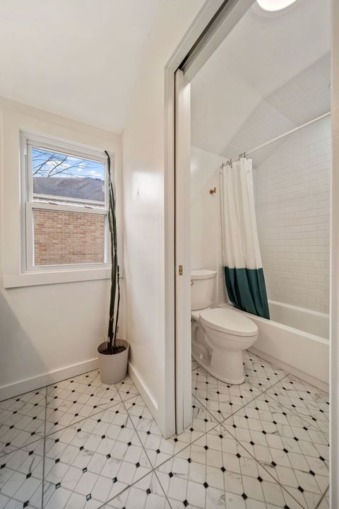 Tiny photo for 901 S Seminary Avenue, Park Ridge, IL 60068 (MLS # 12613461)