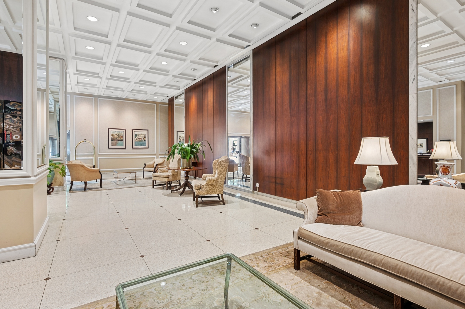 777 N Michigan Avenue 1001