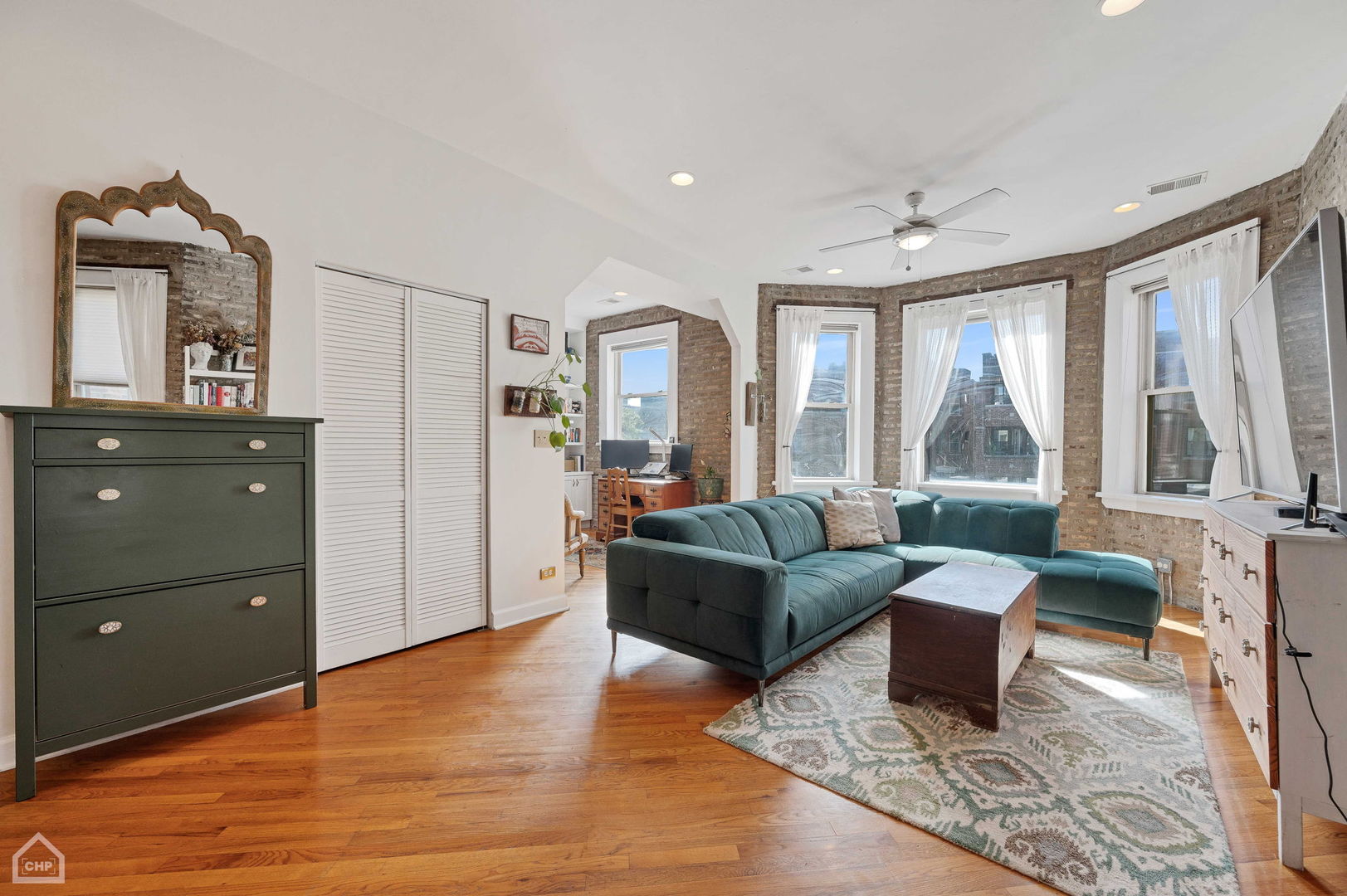2627 N Kimball Avenue 2A
