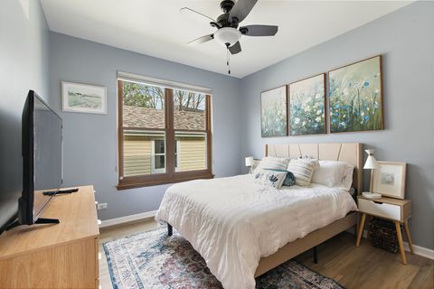 Tiny photo for 100 S Constitution Drive, Aurora, IL 60506 (MLS # 12612438)