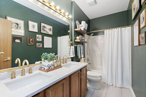 Tiny photo for 100 S Constitution Drive, Aurora, IL 60506 (MLS # 12612438)