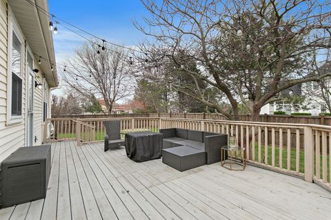 Tiny photo for 100 S Constitution Drive, Aurora, IL 60506 (MLS # 12612438)