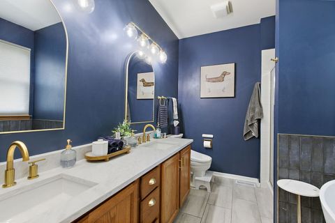 Tiny photo for 100 S Constitution Drive, Aurora, IL 60506 (MLS # 12612438)